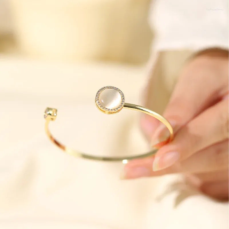 צמיד אופל יוקרתי